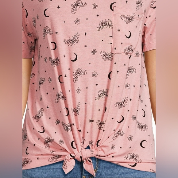 No Boundaries Juniors Conversational Printed Tee - Pink & Black - Size M (7-9) - Picture 2 of 6